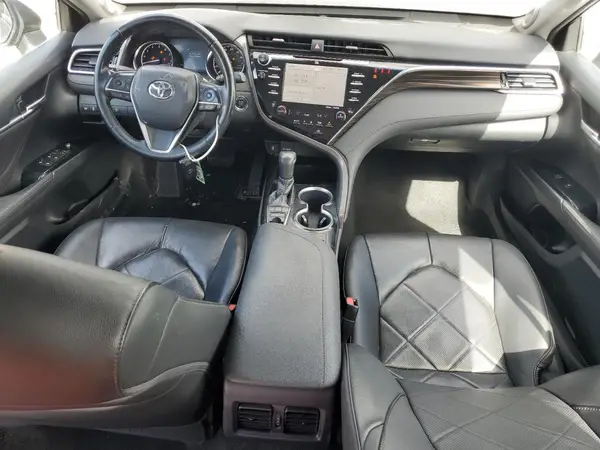 4T1B11HK2JU035811 2018 TOYOTA CAMRY - Image 8