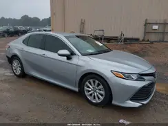 4T1B11HK2JU038739 2018 TOYOTA CAMRY