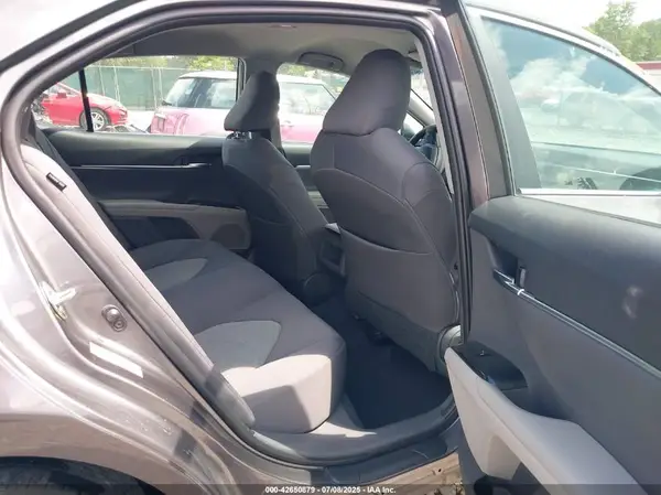 4T1B11HK2JU040846 2018 TOYOTA CAMRY - Image 8