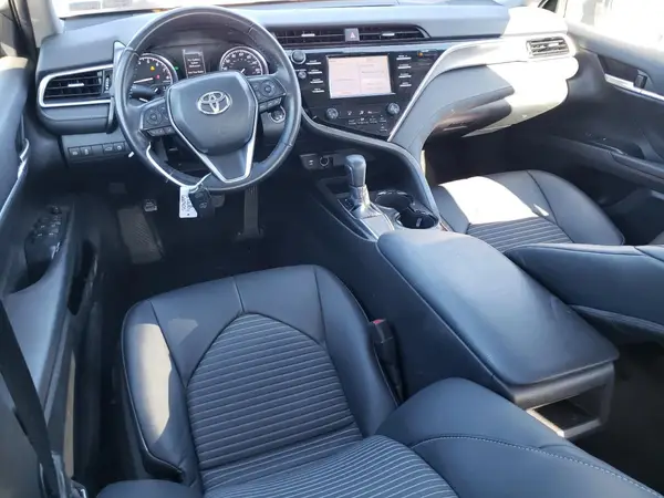 4T1B11HK2JU043052 2018 TOYOTA CAMRY - Image 8