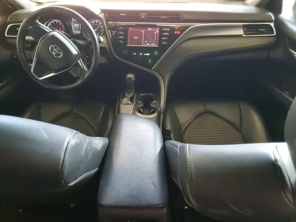 4T1B11HK2JU043567 2018 TOYOTA CAMRY - Image 8