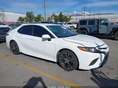 4T1B11HK2JU045996 2018 TOYOTA CAMRY