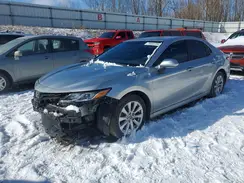 4T1B11HK2JU047618 2018 TOYOTA CAMRY