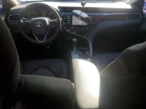 4T1B11HK2JU047618 2018 TOYOTA CAMRY - Image 8