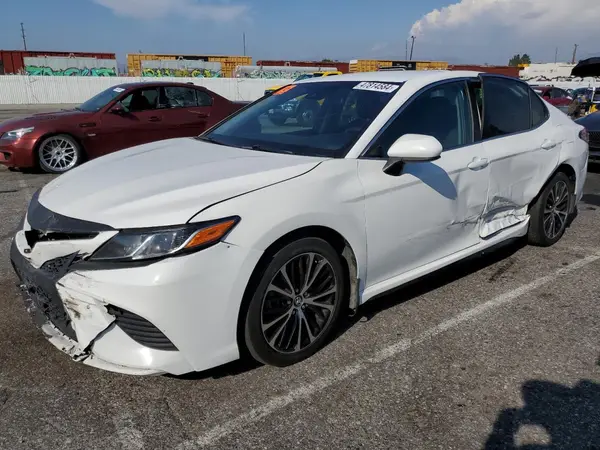 4T1B11HK2JU051460 2018 TOYOTA CAMRY - Image 1