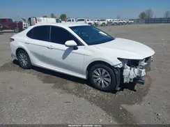 4T1B11HK2JU052284 2018 TOYOTA CAMRY