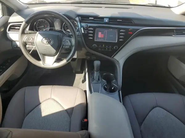 4T1B11HK2JU052740 2018 TOYOTA CAMRY - Image 8