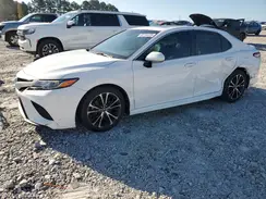 4T1B11HK2JU053046 2018 TOYOTA CAMRY