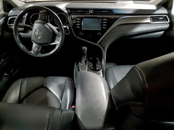 4T1B11HK2JU057324 2018 TOYOTA CAMRY - Image 8