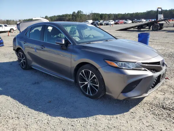 2018 TOYOTA CAMRY COPART lot 47182145 auction photo 4