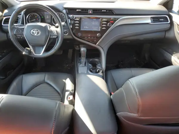 4T1B11HK2JU058599 2018 TOYOTA CAMRY - Image 8