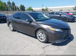 4T1B11HK2JU059512 2018 TOYOTA CAMRY