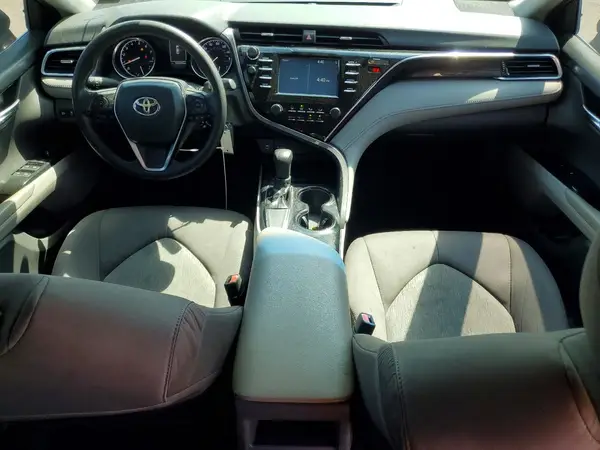4T1B11HK2JU059848 2018 TOYOTA CAMRY - Image 8