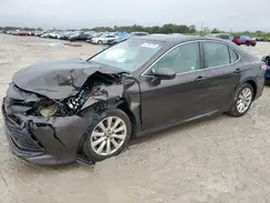 4T1B11HK2JU067125 2018 TOYOTA CAMRY
