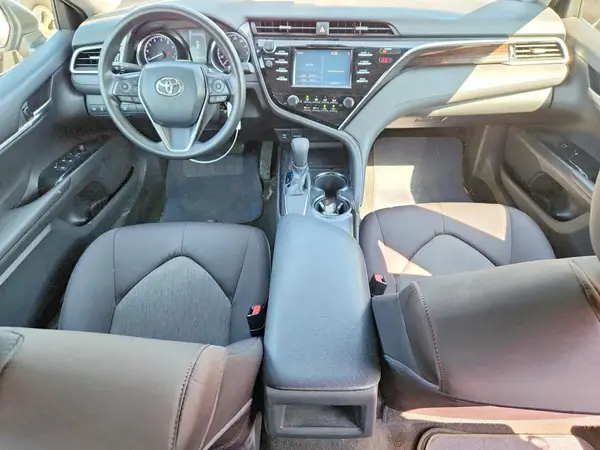 4T1B11HK2JU076035 2018 TOYOTA CAMRY - Image 8