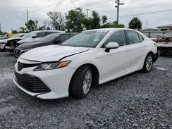 4T1B11HK2JU077900 2018 TOYOTA CAMRY