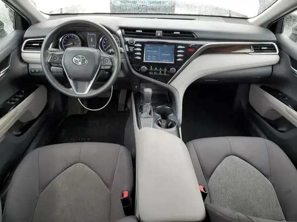4T1B11HK2JU077900 2018 TOYOTA CAMRY - Image 8