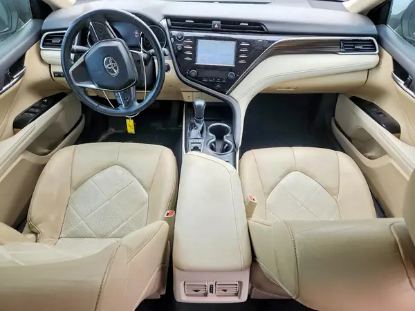 4T1B11HK2JU078593 2018 TOYOTA CAMRY - Image 8