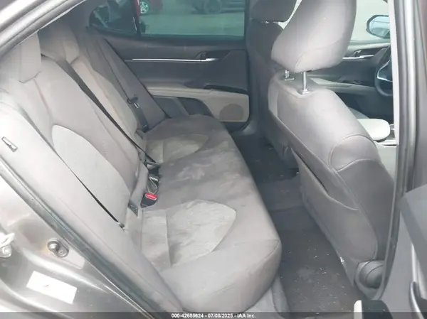 4T1B11HK2JU080098 2018 TOYOTA CAMRY - Image 8
