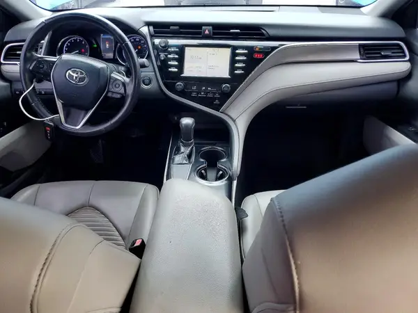 4T1B11HK2JU080277 2018 TOYOTA CAMRY - Image 8