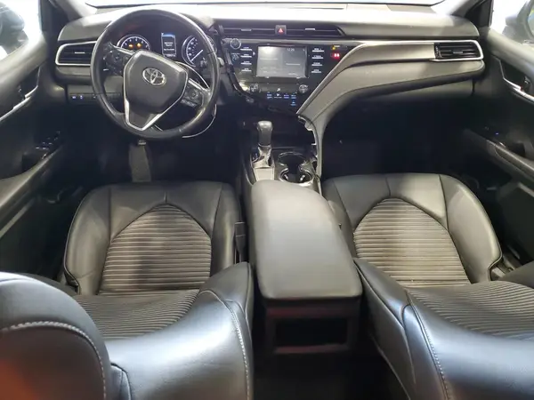 4T1B11HK2JU080733 2018 TOYOTA CAMRY - Image 8