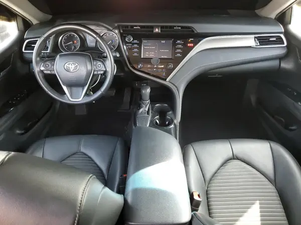 4T1B11HK2JU081381 2018 TOYOTA CAMRY - Image 8