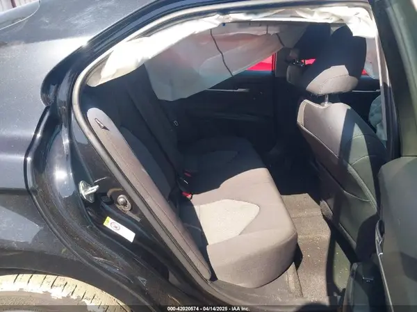 4T1B11HK2JU081624 2018 TOYOTA CAMRY - Image 8