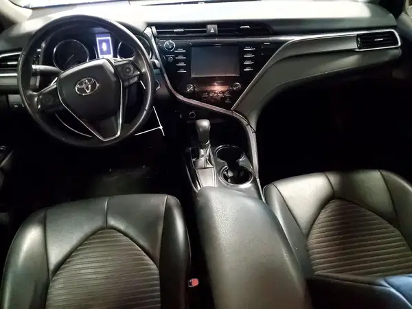 4T1B11HK2JU084099 2018 TOYOTA CAMRY - Image 8