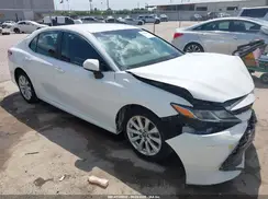 4T1B11HK2JU085804 2018 TOYOTA CAMRY