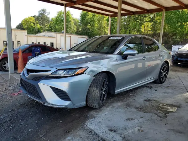 4T1B11HK2JU088623 2018 TOYOTA CAMRY - Image 1