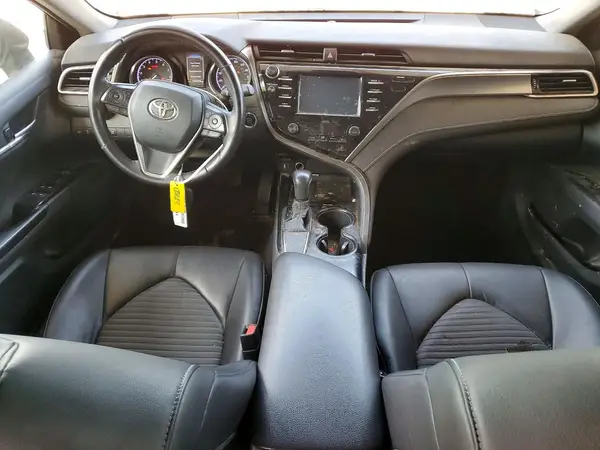 4T1B11HK2JU088623 2018 TOYOTA CAMRY - Image 8