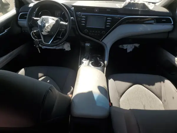 4T1B11HK2JU089545 2018 TOYOTA CAMRY - Image 8
