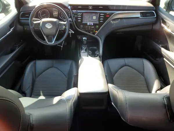 4T1B11HK2JU089917 2018 TOYOTA CAMRY - Image 8