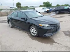 4T1B11HK2JU091585 2018 TOYOTA CAMRY