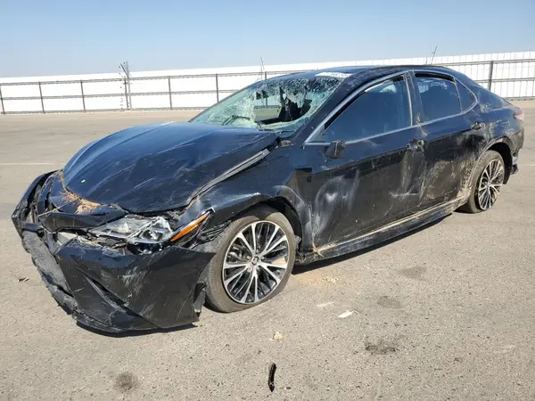 4T1B11HK2JU093627 2018 TOYOTA CAMRY - Image 1