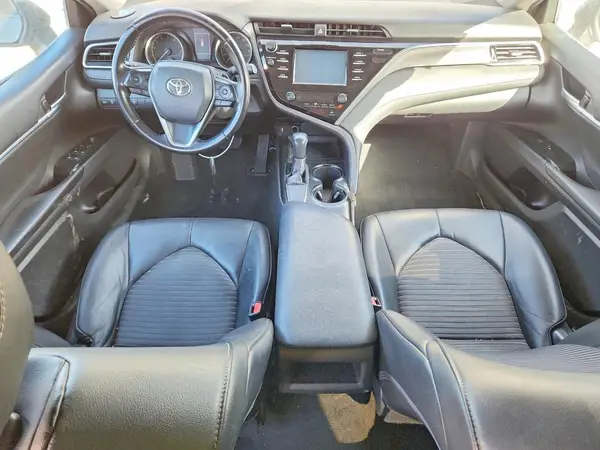 4T1B11HK2JU095975 2018 TOYOTA CAMRY - Image 8