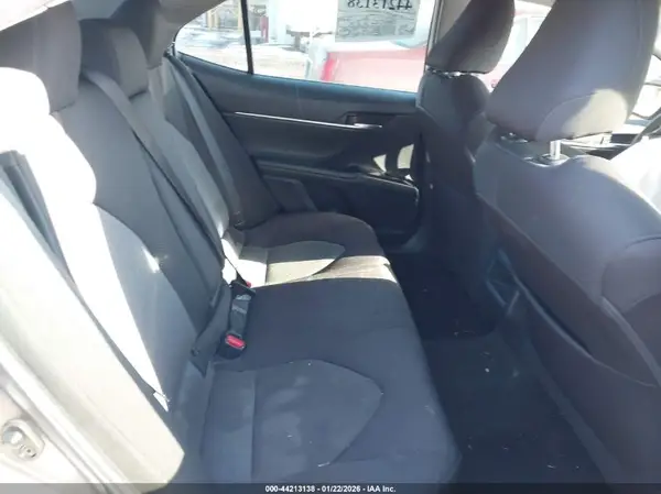 4T1B11HK2JU096835 2018 TOYOTA CAMRY - Image 8