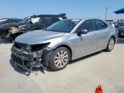 4T1B11HK2JU097936 2018 TOYOTA CAMRY