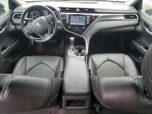4T1B11HK2JU098214 2018 TOYOTA CAMRY - Image 8