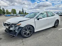 4T1B11HK2JU098679 2018 TOYOTA CAMRY