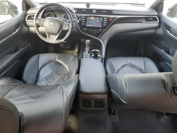 4T1B11HK2JU100169 2018 TOYOTA CAMRY - Image 8