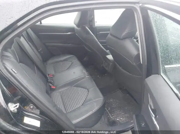 4T1B11HK2JU100527 2018 TOYOTA CAMRY - Image 8