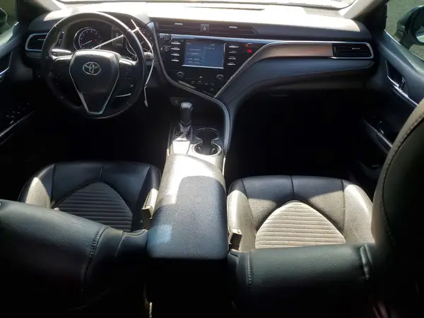 4T1B11HK2JU107655 2018 TOYOTA CAMRY - Image 8