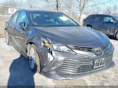 4T1B11HK2JU109616 2018 TOYOTA CAMRY