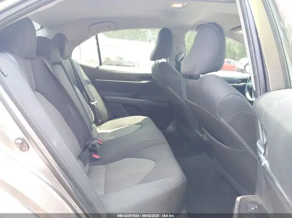 4T1B11HK2JU112256 2018 TOYOTA CAMRY - Image 8