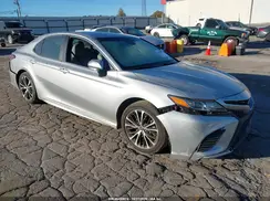 4T1B11HK2JU121264 2018 TOYOTA CAMRY