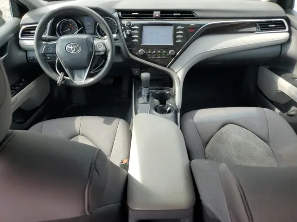 4T1B11HK2JU135892 2018 TOYOTA CAMRY - Image 8