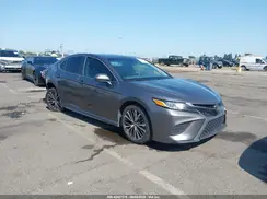 4T1B11HK2JU136069 2018 TOYOTA CAMRY