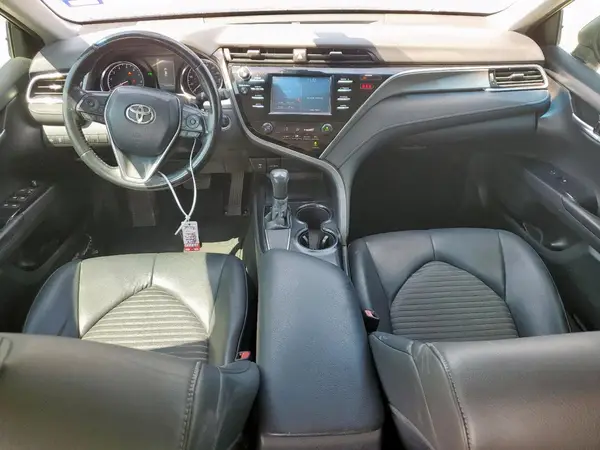 4T1B11HK2JU139473 2018 TOYOTA CAMRY - Image 8