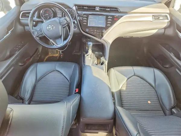 4T1B11HK2JU140333 2018 TOYOTA CAMRY - Image 8